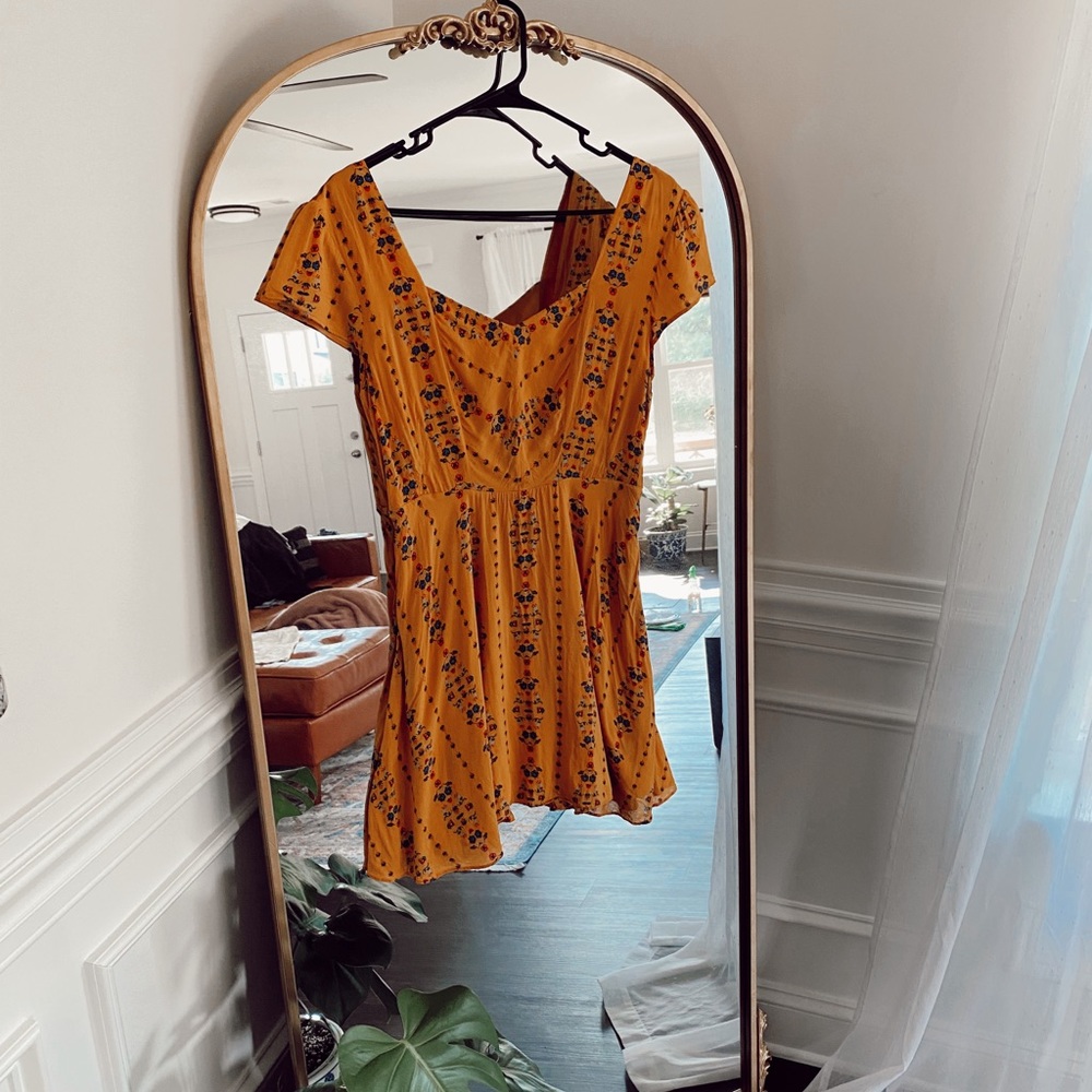 URBAN OUTFITTERS Sun Dress